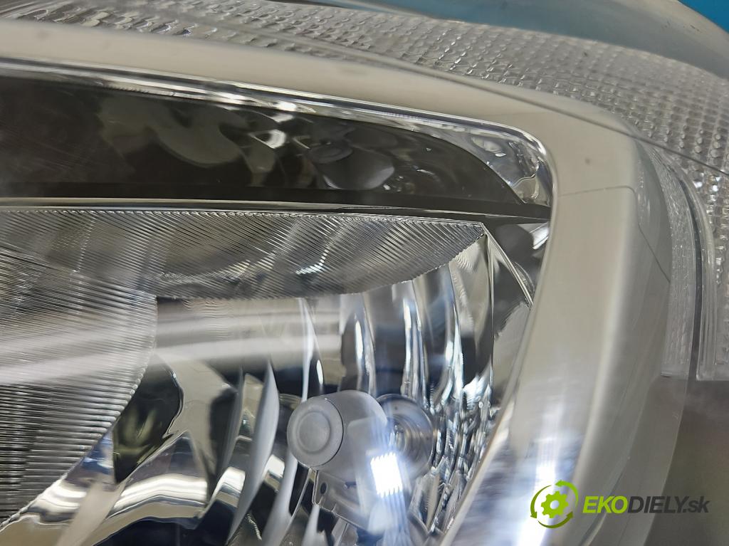 Opel Meriva B 2010-2017 1.4 16V 101 HP manual 74 kW 1398 cm3 5- Reflektor: ľavý 13372335 (Kľučka dverí ostatné)