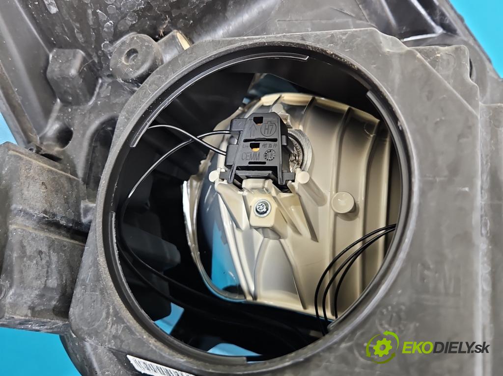 Opel Meriva B 2010-2017 1.4 16V 101 HP manual 74 kW 1398 cm3 5- Reflektor: ľavý 13372335 (Kľučka dverí ostatné)