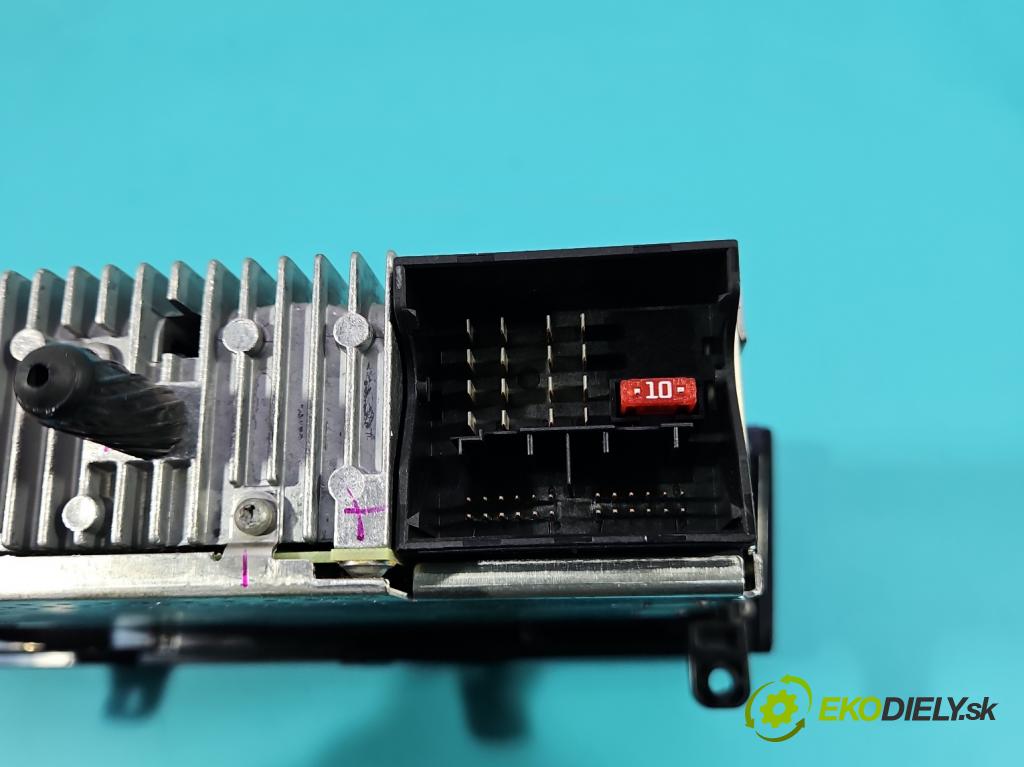 Bmw 3 E90 2005-2013 2.0d 163 HP manual 120 kW 1995 cm3 5- Radio originál 6962296