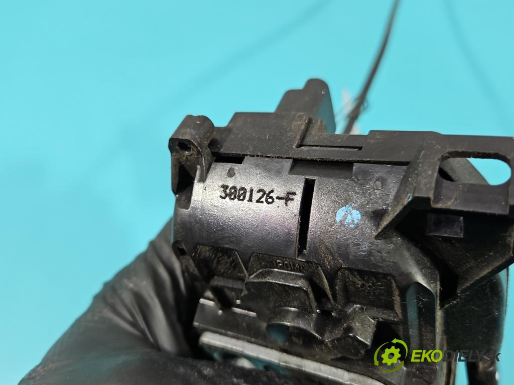 Renault Clio III 2005-2012 1.5 dci 68 HP manual 50 kW 1461 cm3 3- zámok predné ľavý