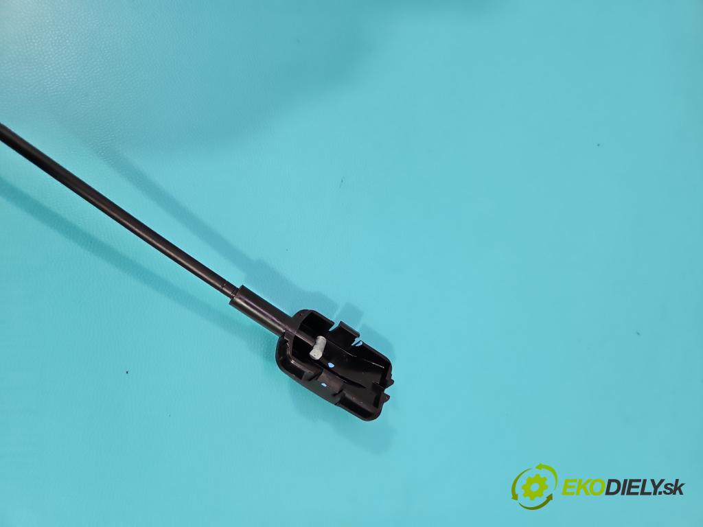 Renault Clio III 2005-2012 1.5 dci 68 HP manual 50 kW 1461 cm3 3- zámok predné ľavý