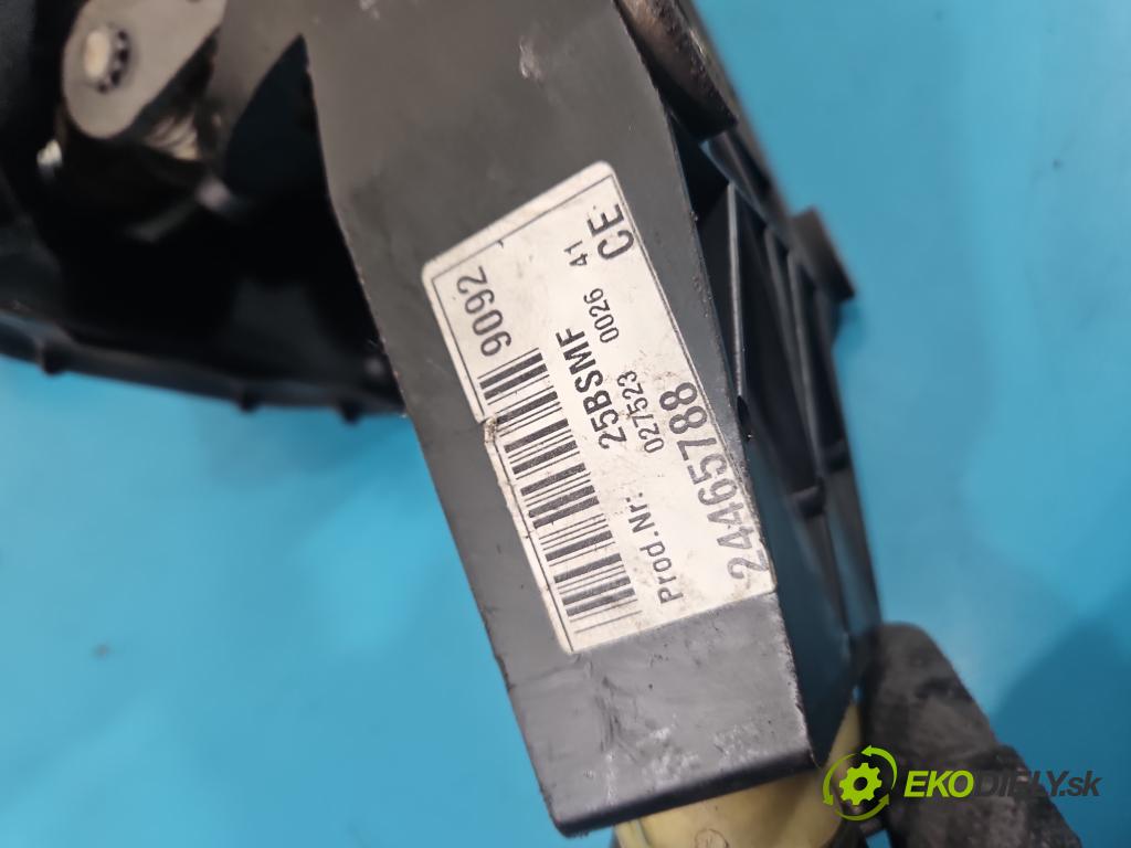 Opel Vectra C 2002-2008 1.8 16V 120 HP manual 88 kW 1796 cm3 4- Páka: Změny: stupeň,rýchlosť 24465788 (Rýchlostná páka (kulisa))