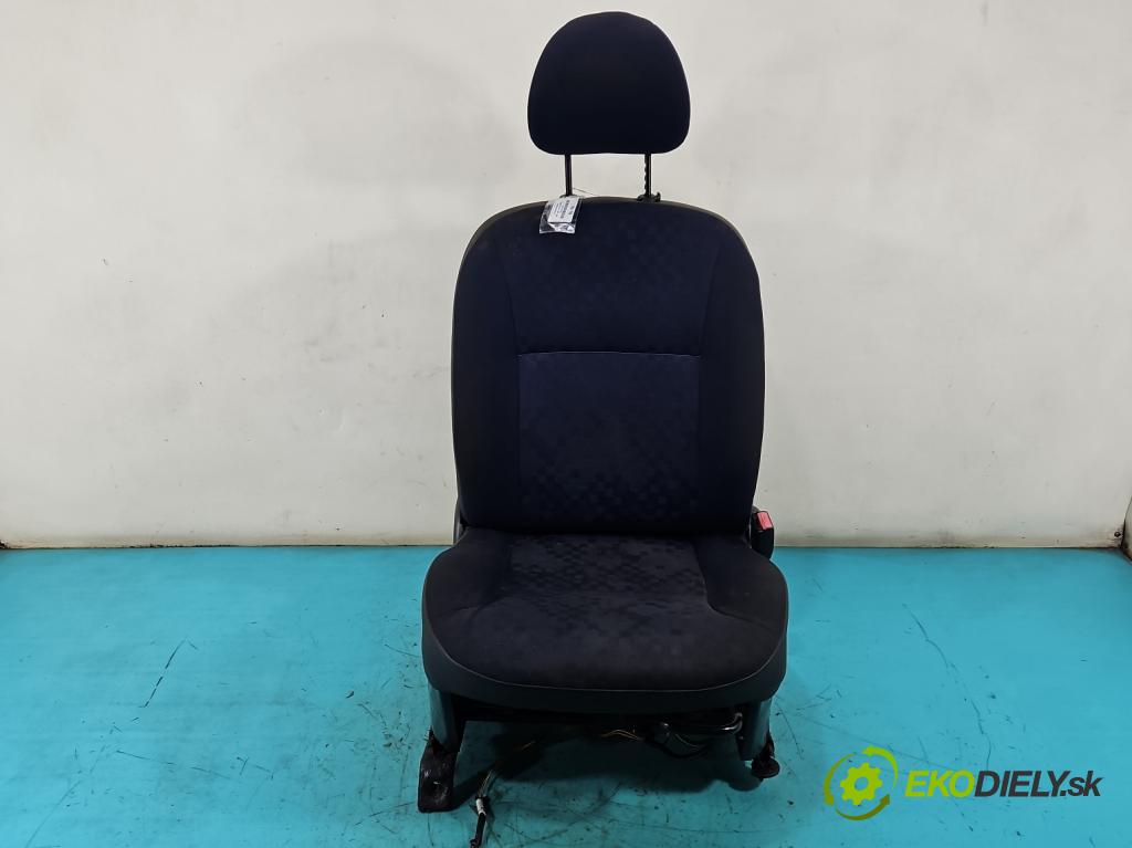 Peugeot Partner I 1996-2008 1.6 hdi 75 hp manual 55.2 kW 1560 cm3 5- Sedadlo pravý  (Sedadlo)