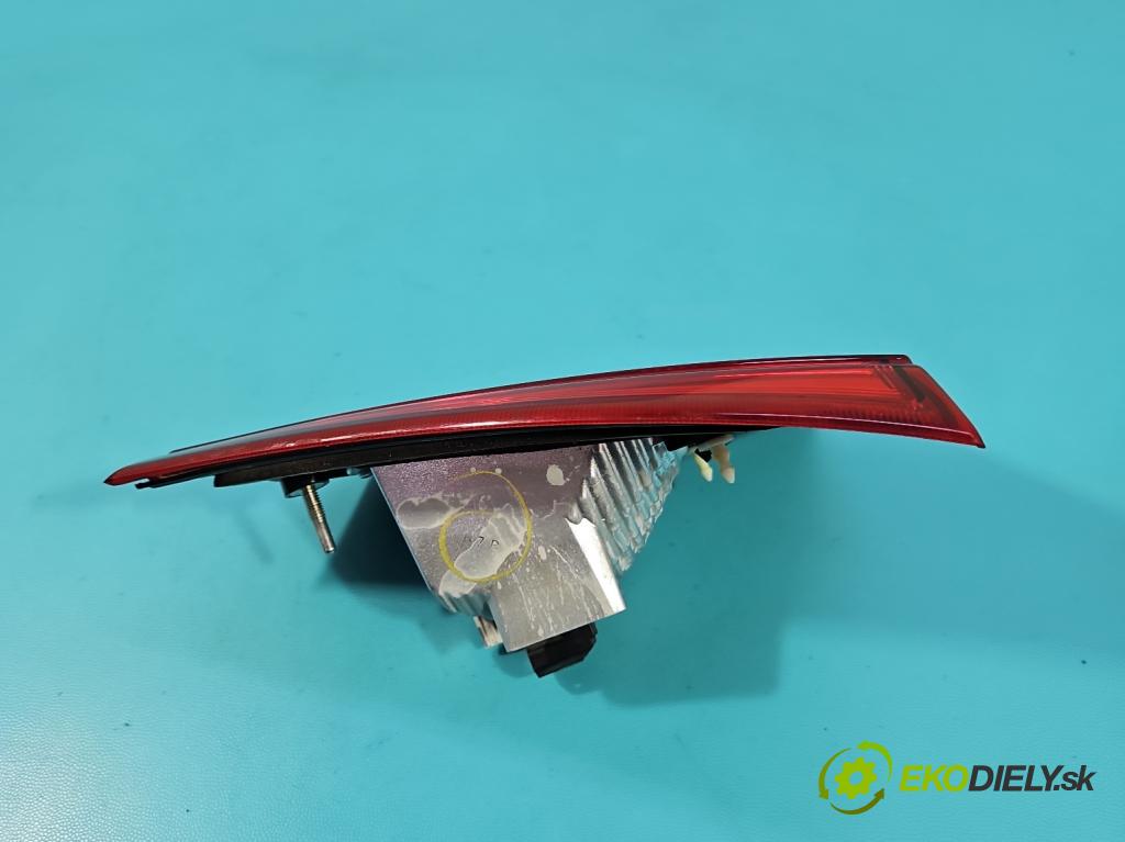 Suzuki SX4 S-Cross 2013-2021 1.4 T 129 hp manual 95 kW 1373 cm3 5- světlo zadní levé 13218733 (Klika dveří ostatní)