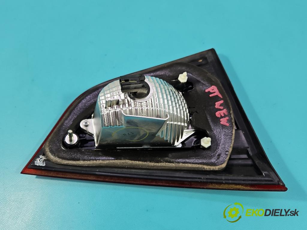 Suzuki SX4 S-Cross 2013-2021 1.4 T 129 HP manual 95 kW 1373 cm3 5- svetlo / reflektor zadné pravé  (Kľučka dverí ostatné)