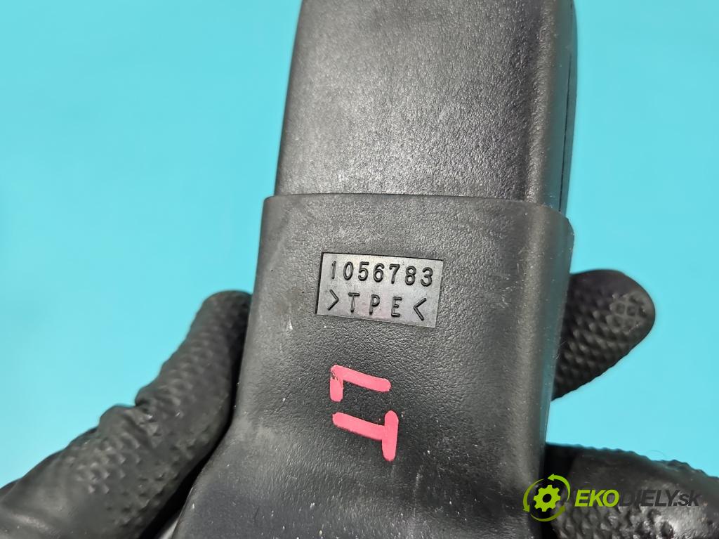 Suzuki SX4 S-Cross 2013-2021 1.4 T 129 HP manual 95 kW 1373 cm3 5- pas bezpečnosť: zadné ľavý 84980-61M02