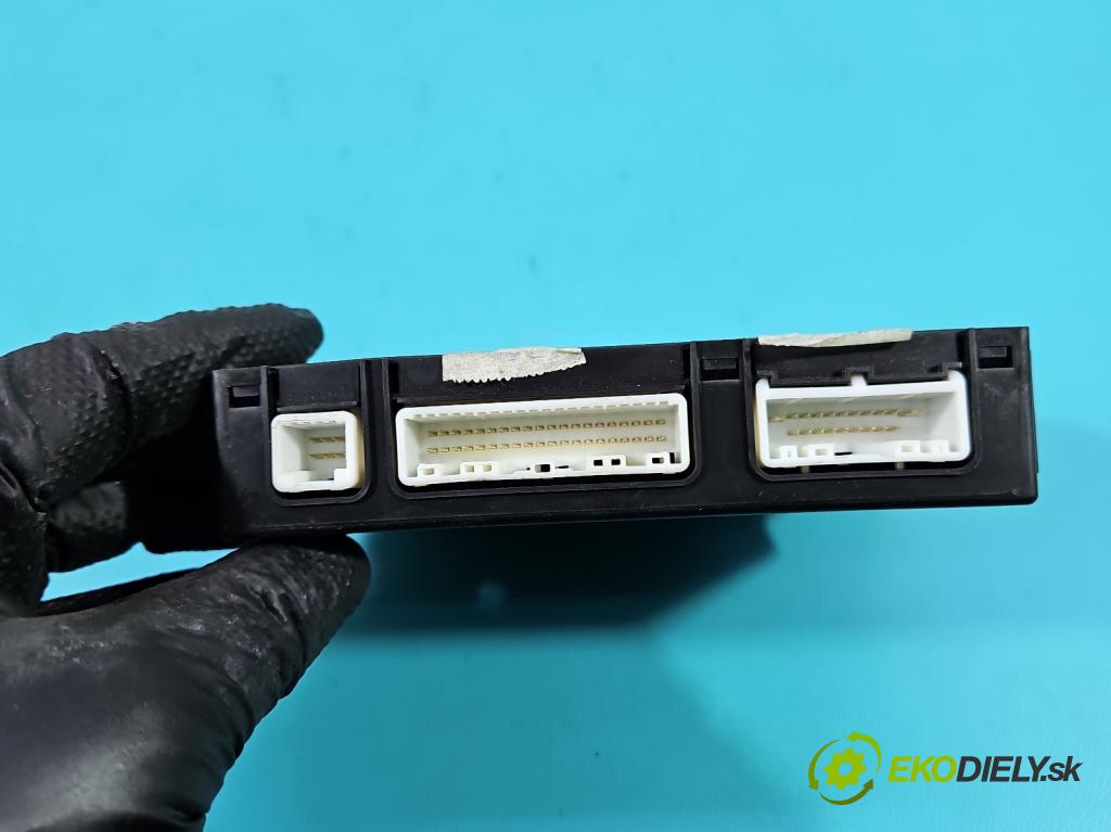 Suzuki SX4 S-Cross 2013-2021 1.4 T 129 HP manual 95 kW 1373 cm3 5- riadiaca jednotka ostatné 2111B-S57L0