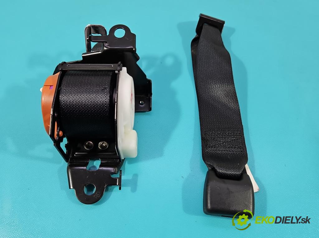 Suzuki SX4 S-Cross 2013-2021 1.4 T 129 HP manual 95 kW 1373 cm3 5- pas bezpečnosť: zadné stredný 84985-61M00