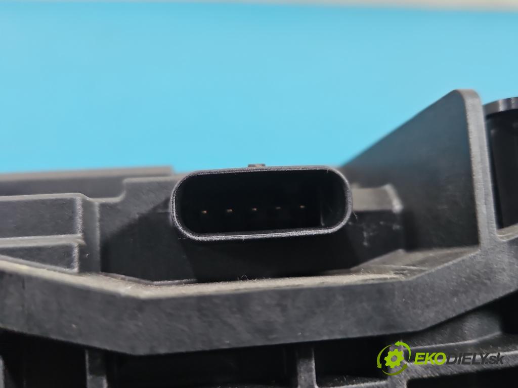 Suzuki SX4 S-Cross 2013-2021 1.4 T 129 HP manual 95 kW 1373 cm3 5- batéria 96520-74S00