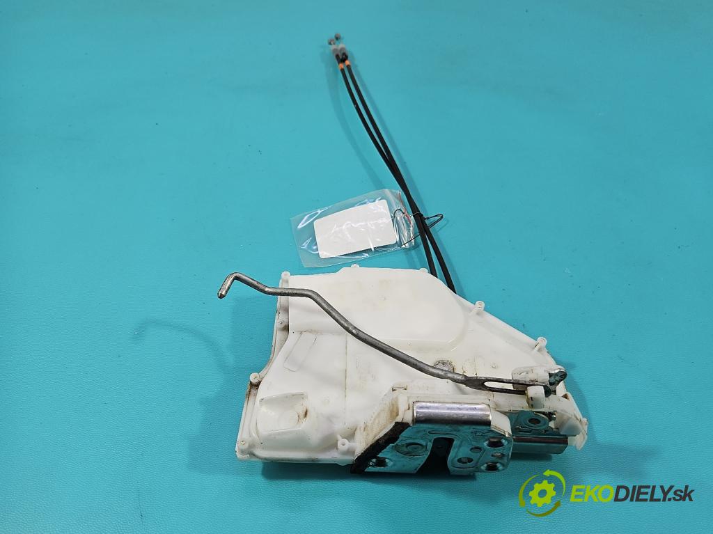 Suzuki SX4 S-Cross 2013-2021 1.4 T 129 HP manual 95 kW 1373 cm3 5- zámok predné pravý