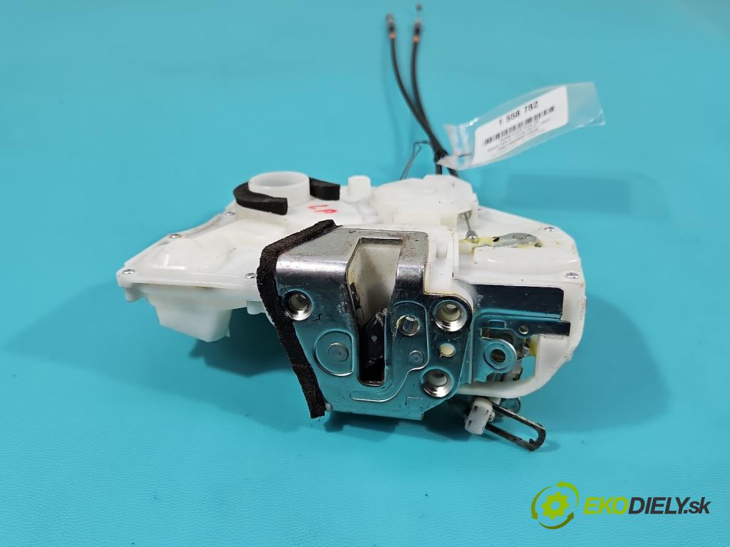 Suzuki SX4 S-Cross 2013-2021 1.4 T 129 HP manual 95 kW 1373 cm3 5- zámok predné ľavý 82202-61MA2