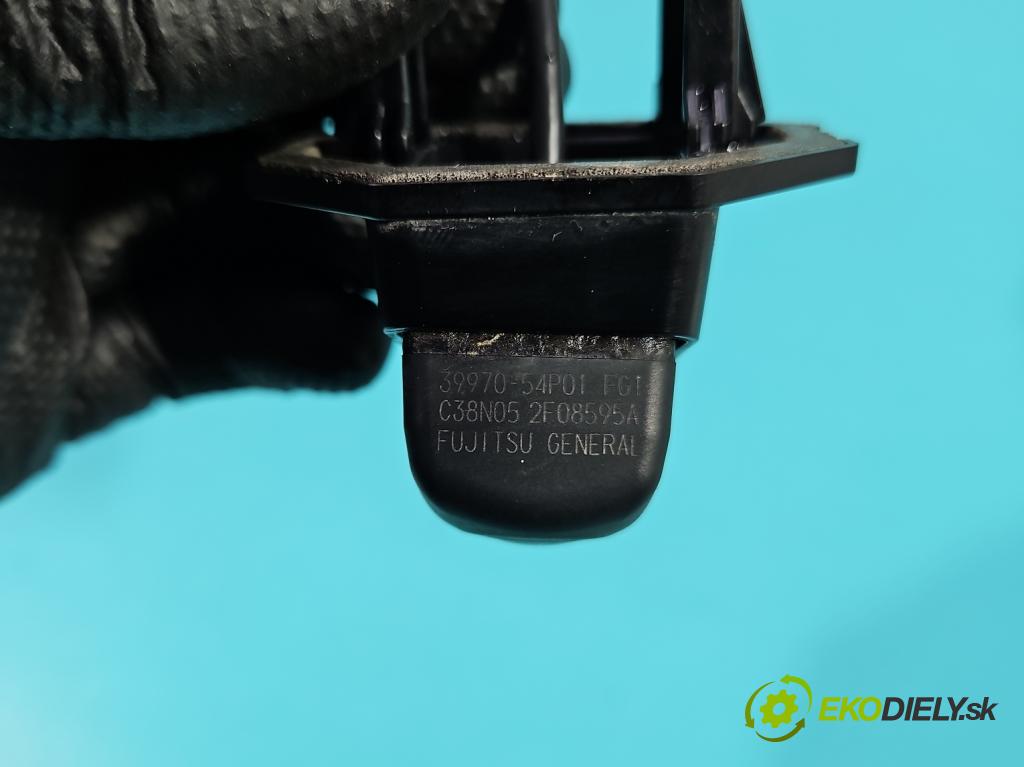 Suzuki SX4 S-Cross 2013-2021 1.4 T 129 HP manual 95 kW 1373 cm3 5- Kamera cúvania 39970-54P01