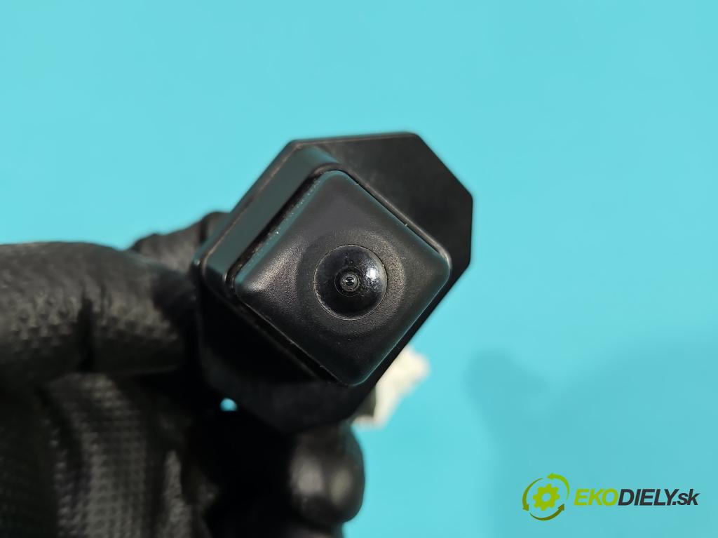 Suzuki SX4 S-Cross 2013-2021 1.4 T 129 HP manual 95 kW 1373 cm3 5- Kamera cúvania 39970-54P01