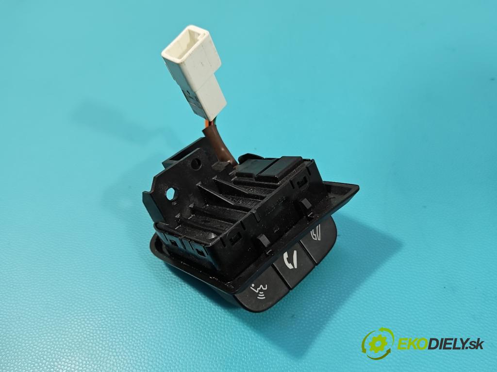 Suzuki SX4 S-Cross 2013-2021 1.4 T 129 HP manual 95 kW 1373 cm3 5- prepínač multifunkční: řízení: 75E890 (Prepínacie páčky pod volantom)