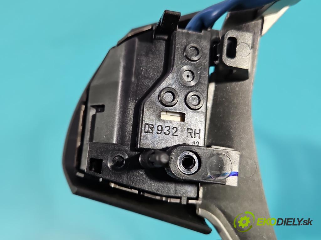 Suzuki SX4 S-Cross 2013-2021 1.4 T 129 HP manual 95 kW 1373 cm3 5- prepínač multifunkční: řízení: GS119-10330 (Prepínacie páčky pod volantom)