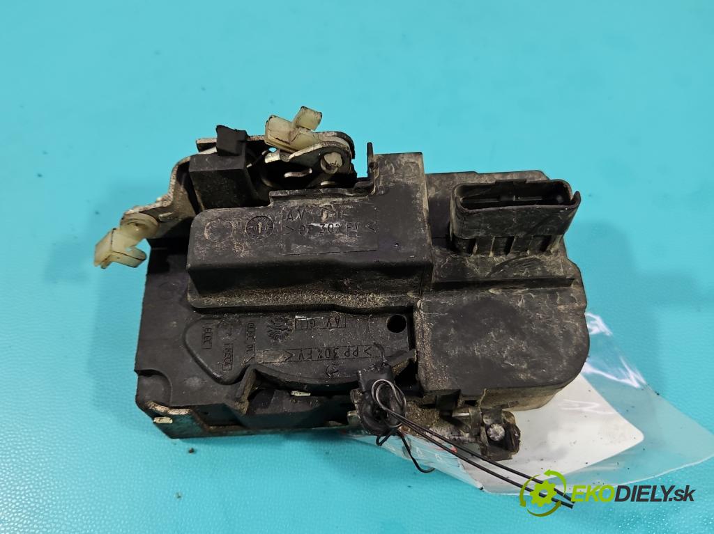 Peugeot Partner I 1996-2008 1.6 hdi 75 HP manual 55.2 kW 1560 cm3 5- zámok predné ľavý