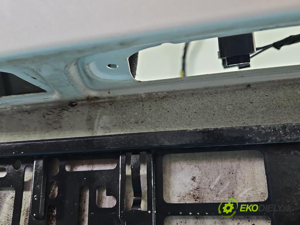 Opel Insignia B 2017-2022 2.0 T 260 HP automatic 191 kW 1998 cm3 5- zadna kufor  (Kapota zadná (kufor))