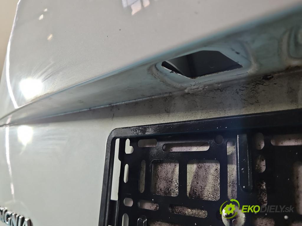 Opel Insignia B 2017-2022 2.0 T 260 HP automatic 191 kW 1998 cm3 5- zadna kufor  (Kapota zadná (kufor))