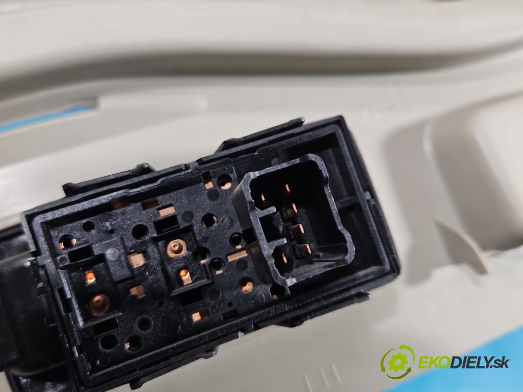 Opel Insignia B 2017-2022 2.0 T 260 HP automatic 191 kW 1998 cm3 5- kryt plast 39010367