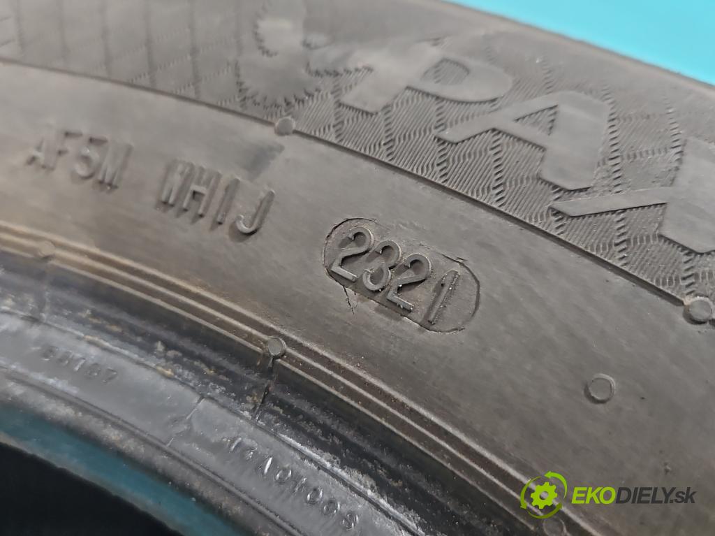 Suzuki SX4 S-Cross 2013-2021 1.4 T 129 hp manual 95 kW 1373 cm3 5- pneumatiky: zimní para