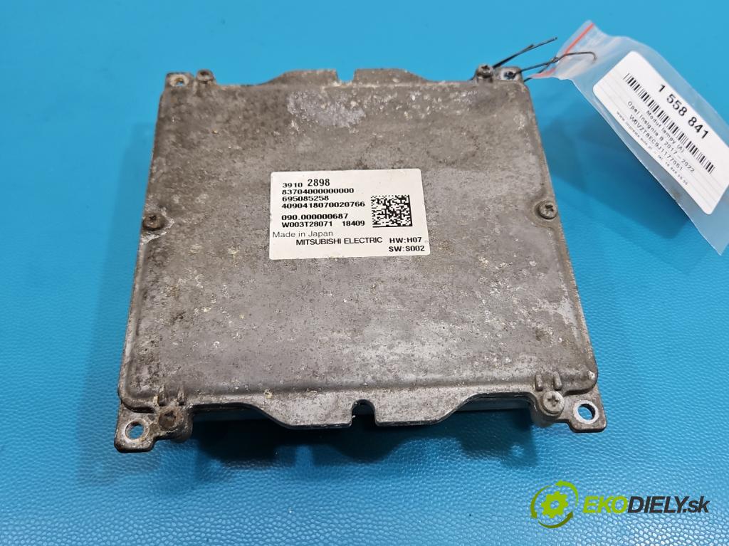 Opel Insignia B 2017-2022 2.0 T 260 HP automatic 191 kW 1998 cm3 5- modul lampy: 39102898