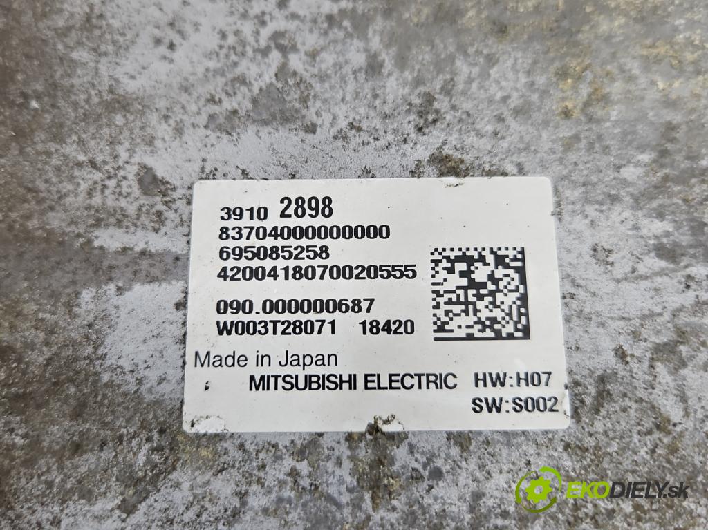 Opel Insignia B 2017-2022 2.0 T 260 HP automatic 191 kW 1998 cm3 5- modul lampy: 39102898