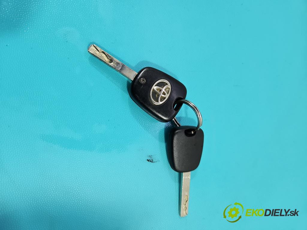 Toyota Aygo 2005-2014 1.0 12V 68 HP manual 50 kW 998 cm3 5- Spínačka  (Spínacia skrinka)