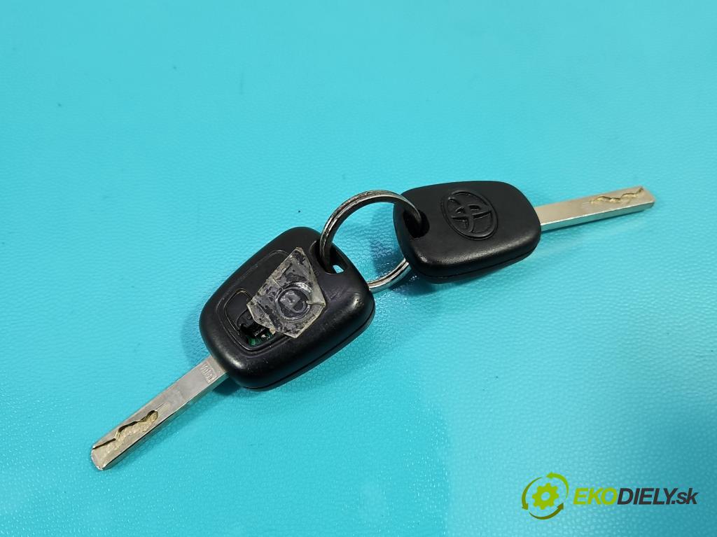 Toyota Aygo 2005-2014 1.0 12V 68 HP manual 50 kW 998 cm3 5- Spínačka  (Spínacia skrinka)