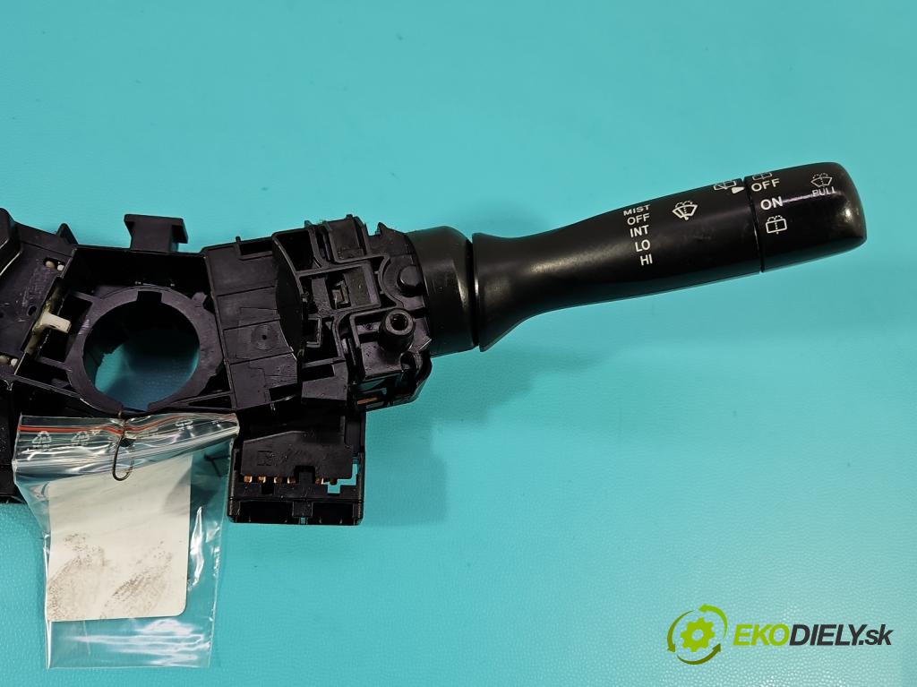 Toyota Aygo 2005-2014 1.0 12V 68 HP manual 50 kW 998 cm3 5- prepínač komplex: 17F001 (Prepínacie páčky pod volantom)