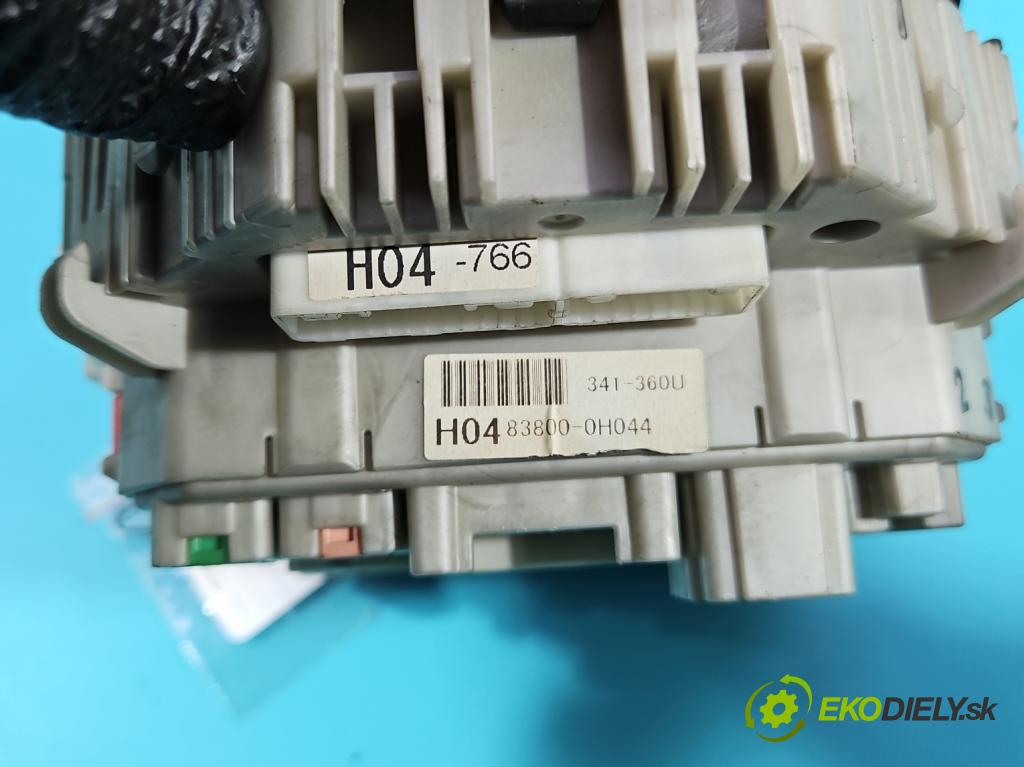 Toyota Aygo 2005-2014 1.0 12V 68 hp manual 50 kW 998 cm3 5- Přístrojová deska 83800-0H044 (Přístrojová deska)