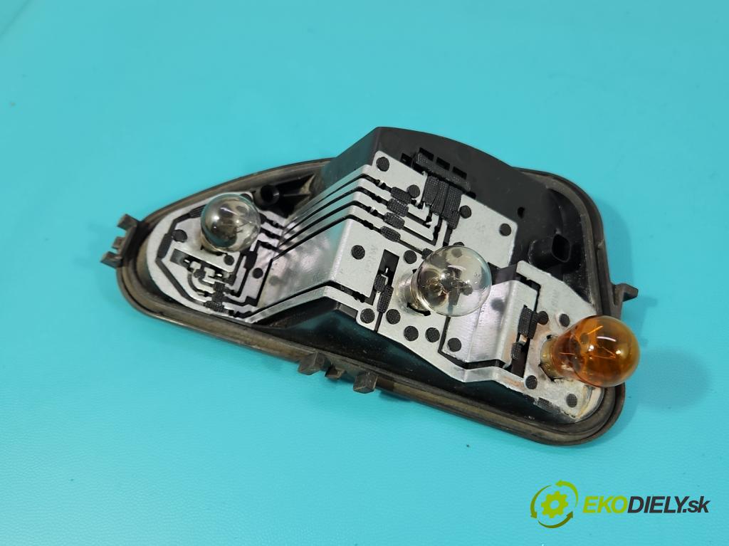 Renault Clio III 2005-2012 1.5 dci 68 hp manual 50 kW 1461 cm3 3- světlo zadní pravé 8200886946 (Klika dveří ostatní)
