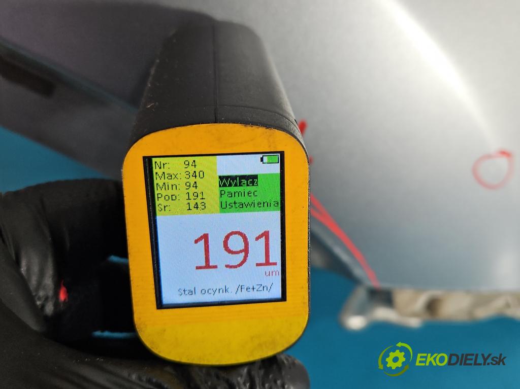 Nissan Qashqai I J10 2006-2013 1.6 16V 114 HP manual 84 kW 1598 cm3 5- blatník predné pravý  (Kľučka dverí ostatné)