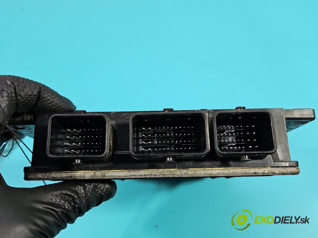 Renault Clio III 2005-2012 1.5 dci 68 HP manual 50 kW 1461 cm3 3- riadiaca jednotka motora 8200911560