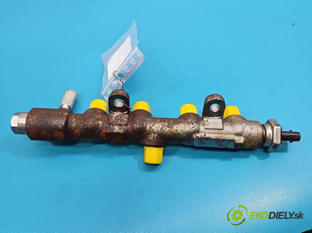 Peugeot 3008 II 2016-2023 1.5 hdi 131 HP automatic 96 kW 1499 cm3 5- lišta vstrekovacia 9821399680 (Vstrekovacia lišta)