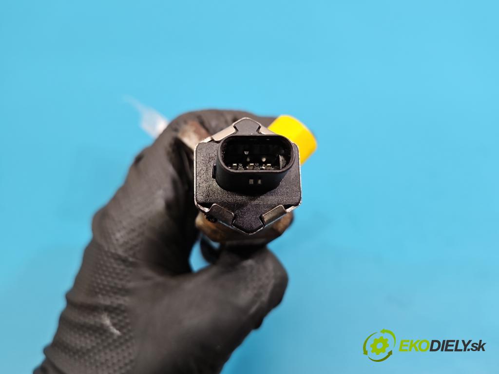 Peugeot 3008 II 2016-2023 1.5 hdi 131 HP automatic 96 kW 1499 cm3 5- lišta vstrekovacia 9821399680 (Vstrekovacia lišta)