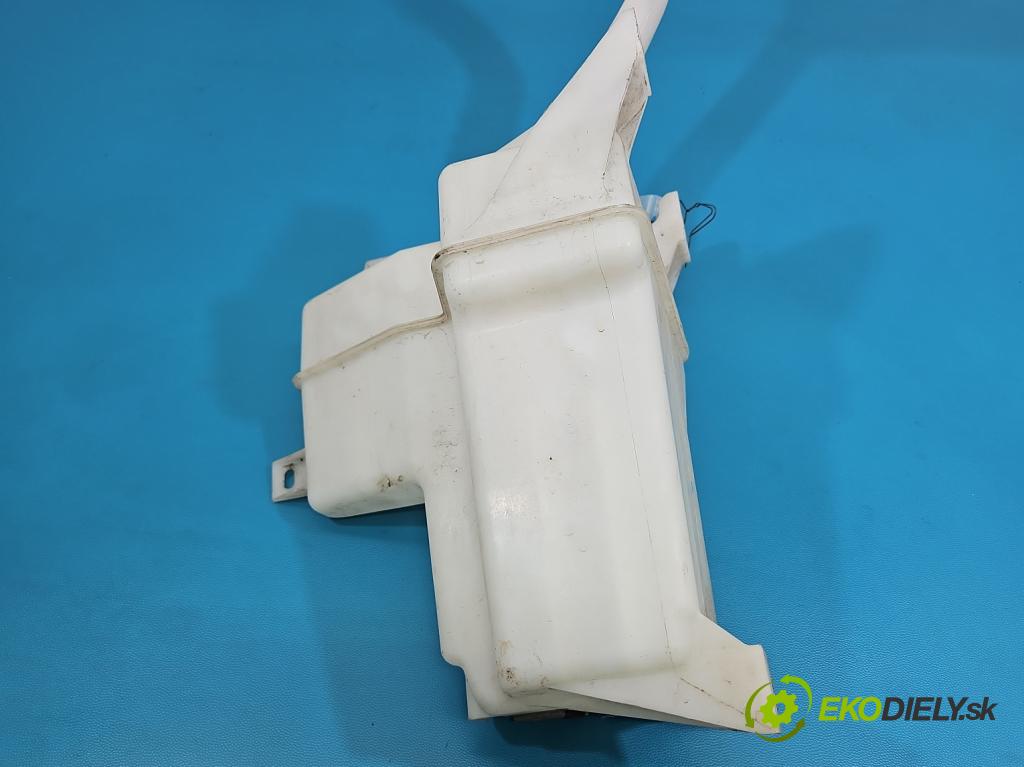 Suzuki SX4 S-Cross 2013-2021 1.4 T 129 HP manual 95 kW 1373 cm3 5- nádržka tekutina: ostrekovačov