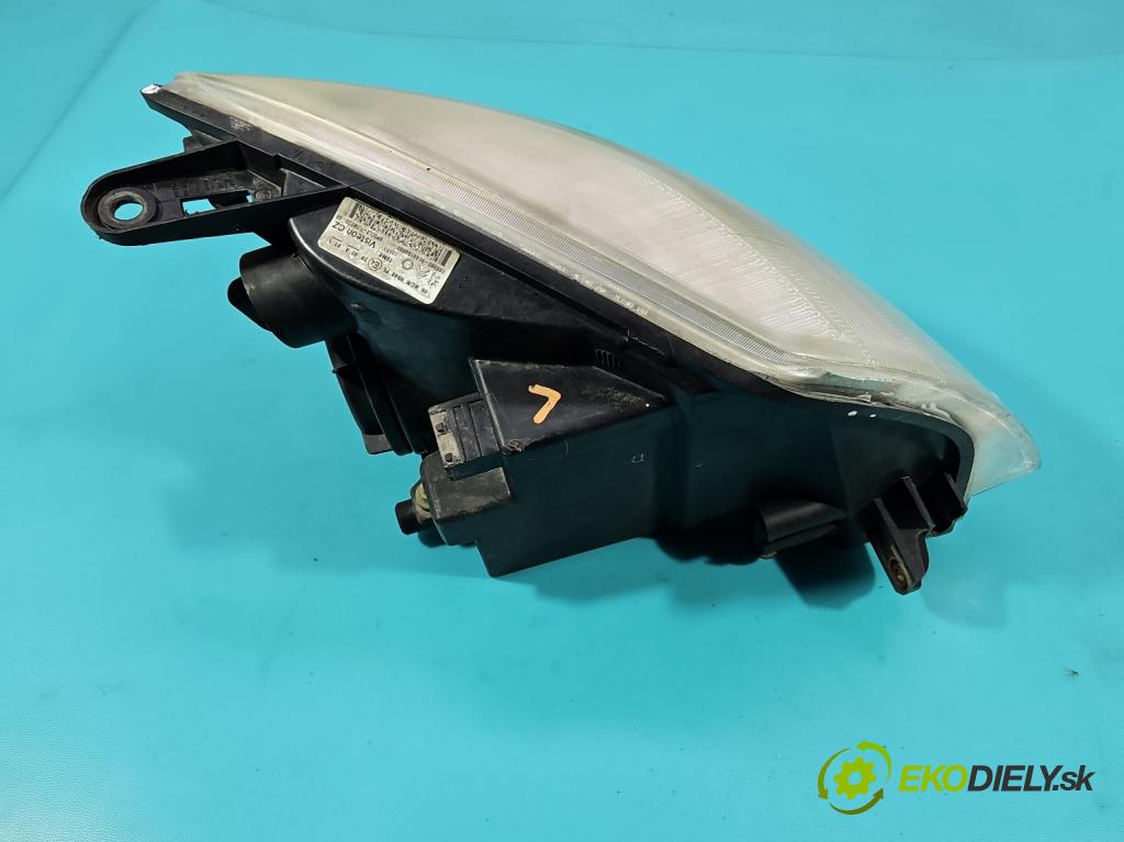 Peugeot Partner I 1996-2008 1.6 hdi 75 HP manual 55.2 kW 1560 cm3 5- Reflektor: ľavý  (Kľučka dverí ostatné)