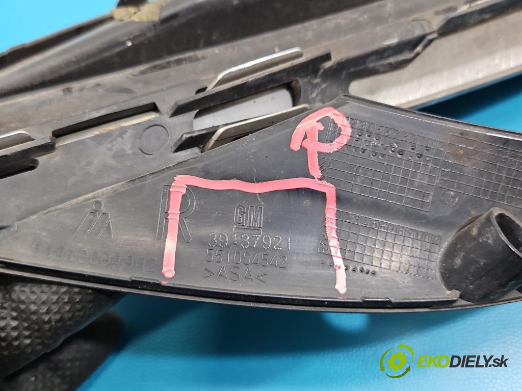 Opel Insignia B 2017-2022 2.0 T 260 HP automatic 191 kW 1998 cm3 5- blenda mriežka: nárazník pravé 39137921