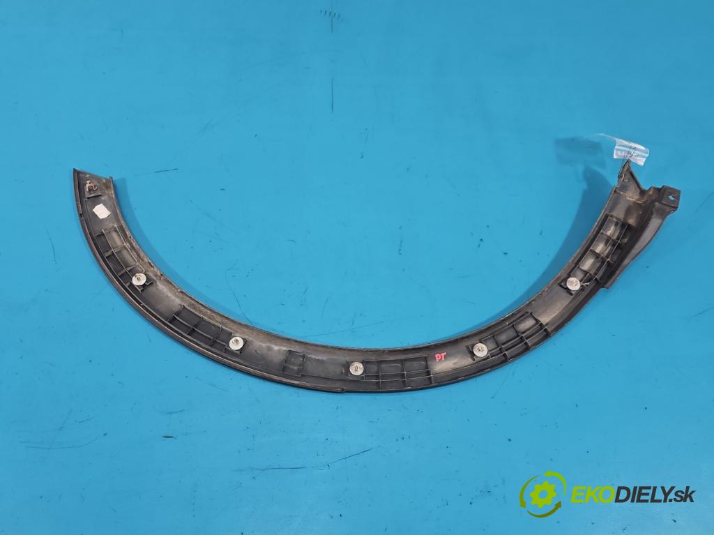 Suzuki SX4 S-Cross 2013-2021 1.4 T 129 HP manual 95 kW 1373 cm3 5- lišta blatník zadné pravé  (Lišta)