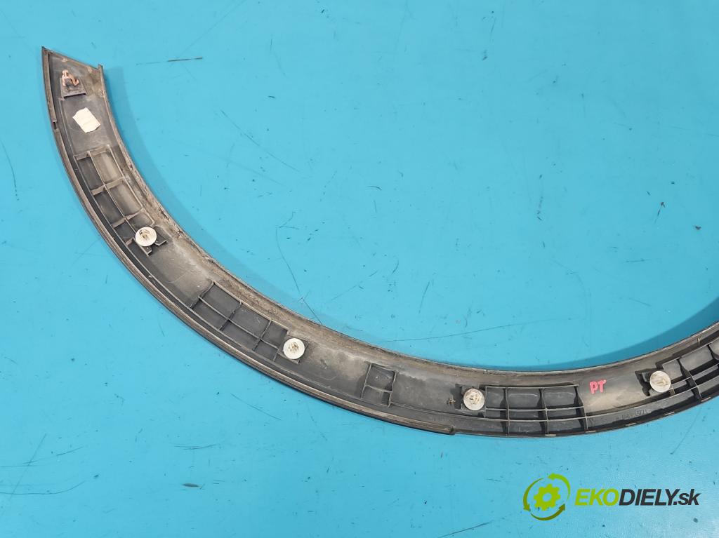 Suzuki SX4 S-Cross 2013-2021 1.4 T 129 HP manual 95 kW 1373 cm3 5- lišta blatník zadné pravé  (Lišta)