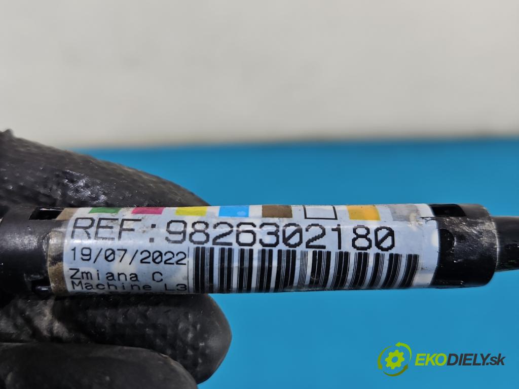 Peugeot 3008 II 2016-2023 1.5 hdi 131 HP automatic 96 kW 1499 cm3 5- rúrka palivovy 9826302180