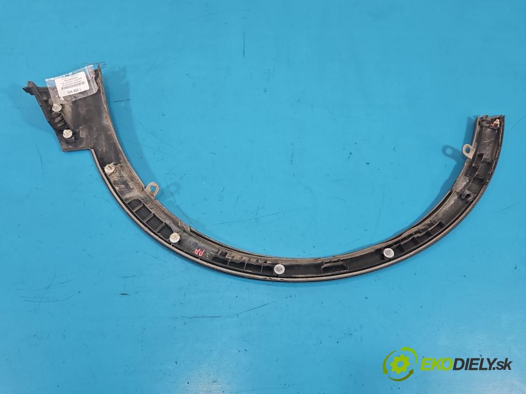 Suzuki SX4 S-Cross 2013-2021 1.4 T 129 HP manual 95 kW 1373 cm3 5- lišta blatník predné pravé 77211-64R0R