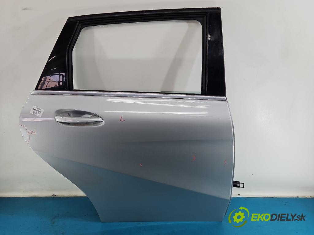 Mercedes B W246  2011-2018 2.1 cdi 136hp automatic 100 kW 2143 cm3 5- dveře zadní pravé  (Klika dveří ostatní)