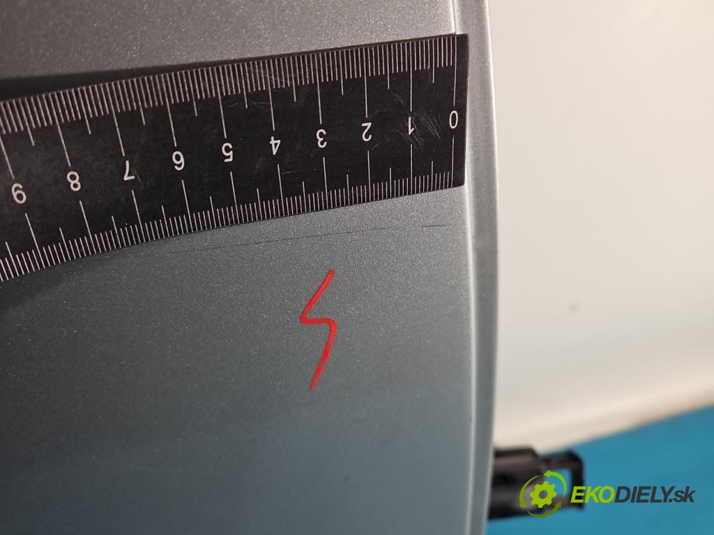 Mercedes B W246  2011-2018 2.1 cdi 136hp automatic 100 kW 2143 cm3 5- dveře zadní pravé  (Klika dveří ostatní)