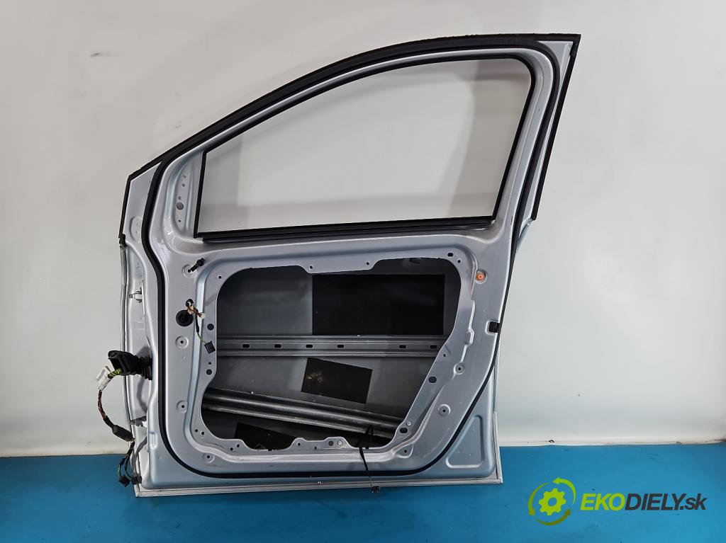 Mercedes B W246  2011-2018 2.1 cdi 136 HP automatic 100 kW 2143 cm3 5- dvere predné pravé  (Kľučka dverí ostatné)