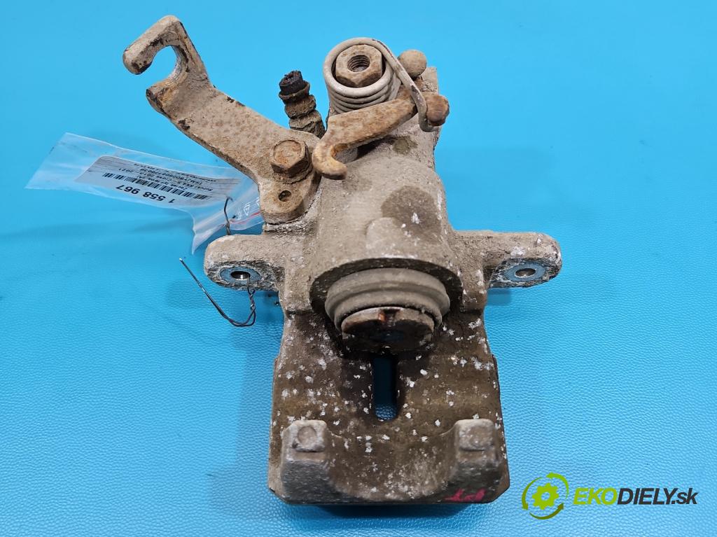 Suzuki SX4 S-Cross 2013-2021 1.4 T 129 hp manual 95 kW 1373 cm3 5- brzdič zadní levý  (Klika dveří ostatní)