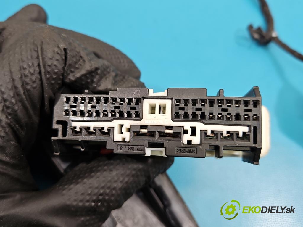 Opel Insignia B 2017-2022 2.0 T 260 HP automatic 191 kW 1998 cm3 5- Zväzok: dvere predné pravých 39133593