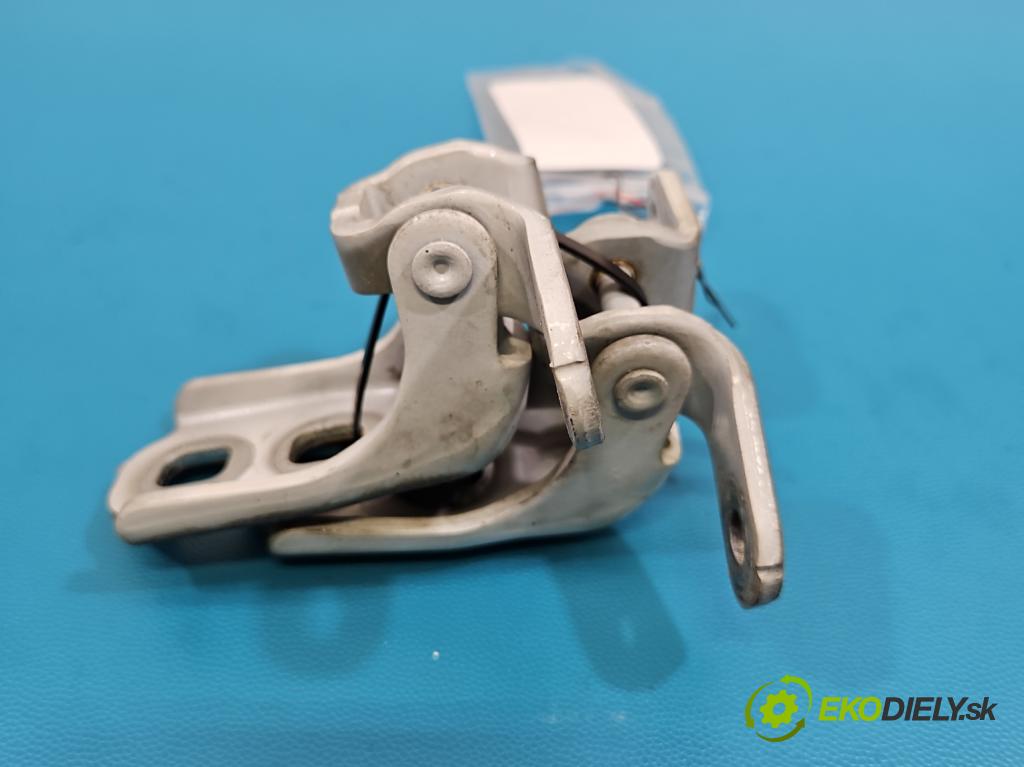 Opel Insignia B 2017-2022 2.0 T 260 HP automatic 191 kW 1998 cm3 5- Závěs: dvere predné ľavý