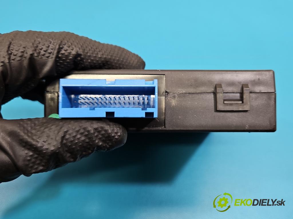 Opel Insignia B 2017-2022 2.0 T 260 HP automatic 191 kW 1998 cm3 5- riadiaca jednotka ostatné 84126417