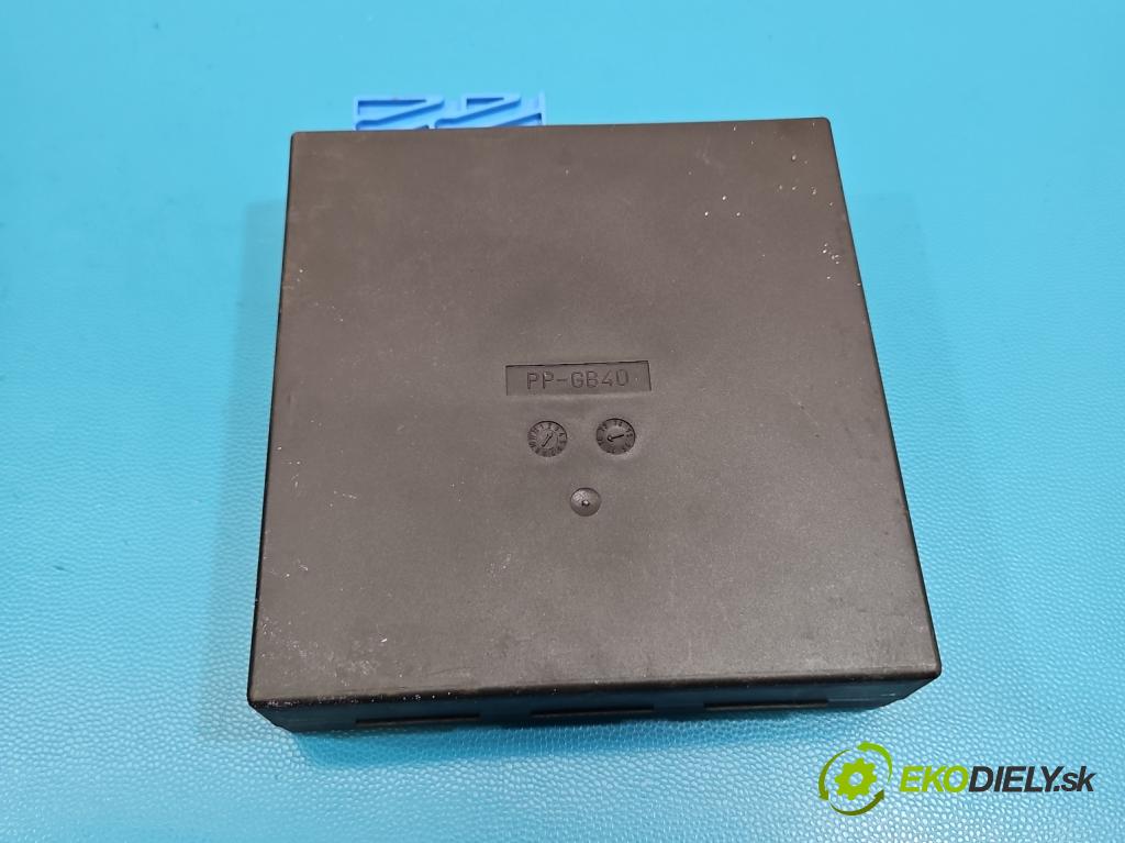 Opel Insignia B 2017-2022 2.0 T 260 HP automatic 191 kW 1998 cm3 5- riadiaca jednotka ostatné 84126417